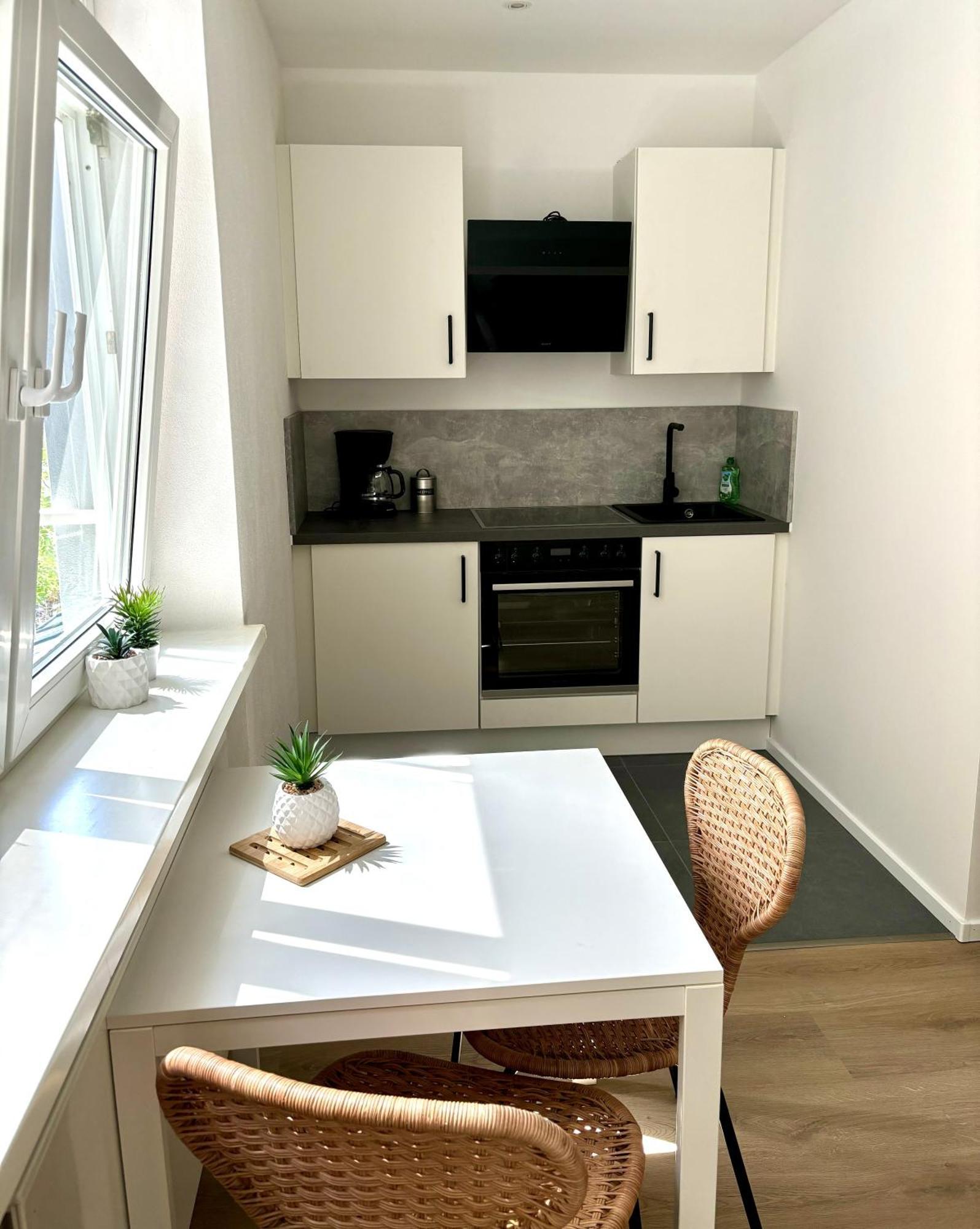 Wohnung Donau - Im Zentrum, Kueche, Parkplatz, Ruhig Gelegen Passau Buitenkant foto